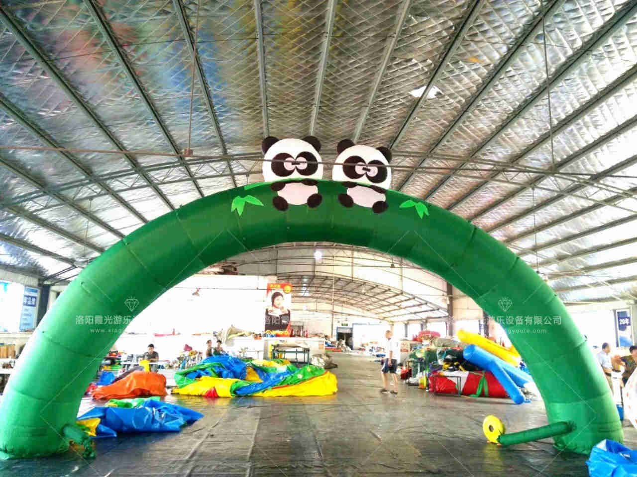 霞浦熊猫喷绘拱门